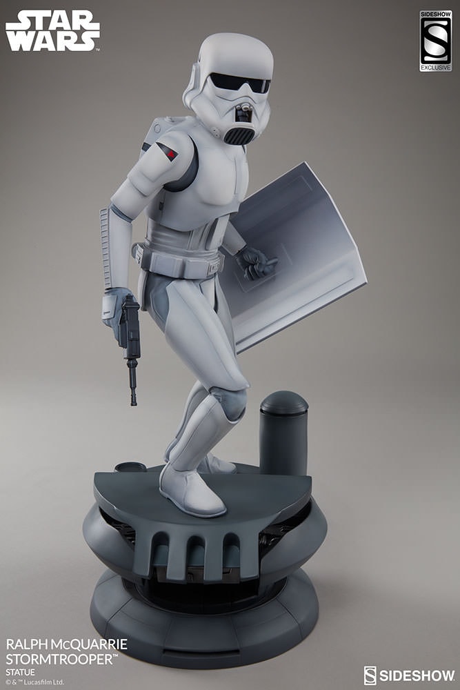 Star Wars Ralph McQuarrie Stormtrooper Statues  Exclusive Edition View 2