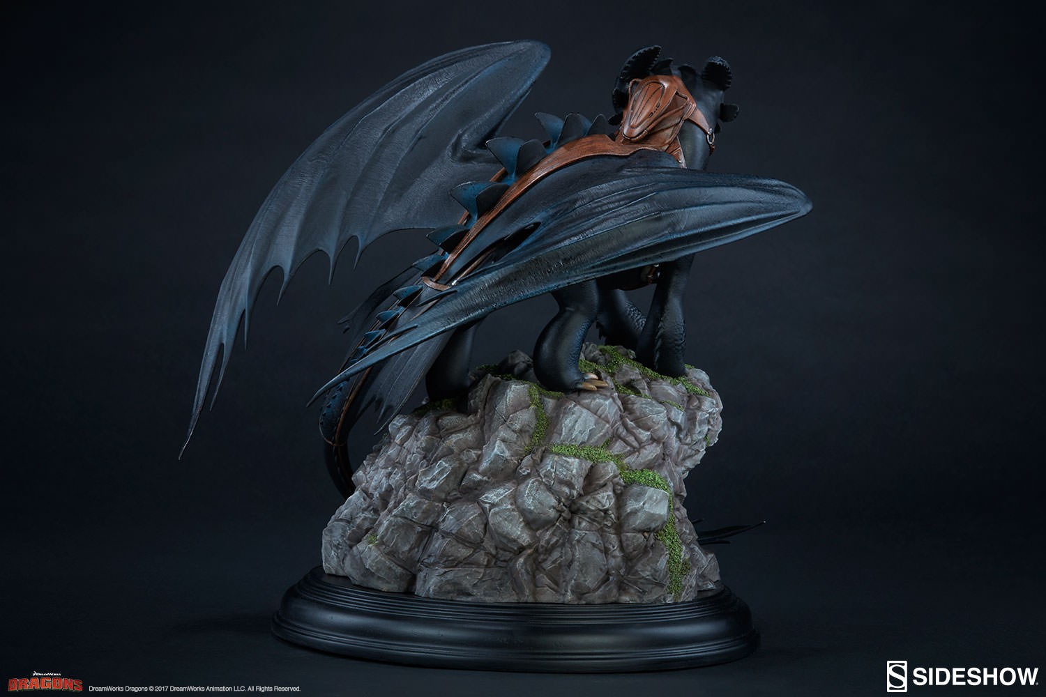 How to Train Your Dragon Toothless Statues  Exclusive Edition View 7