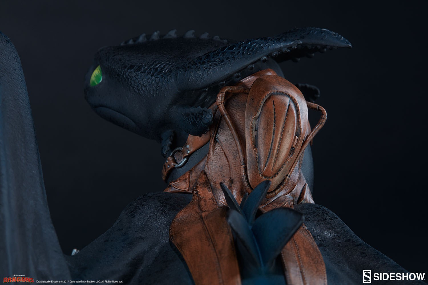 How to Train Your Dragon Toothless Statues  Exclusive Edition View 12