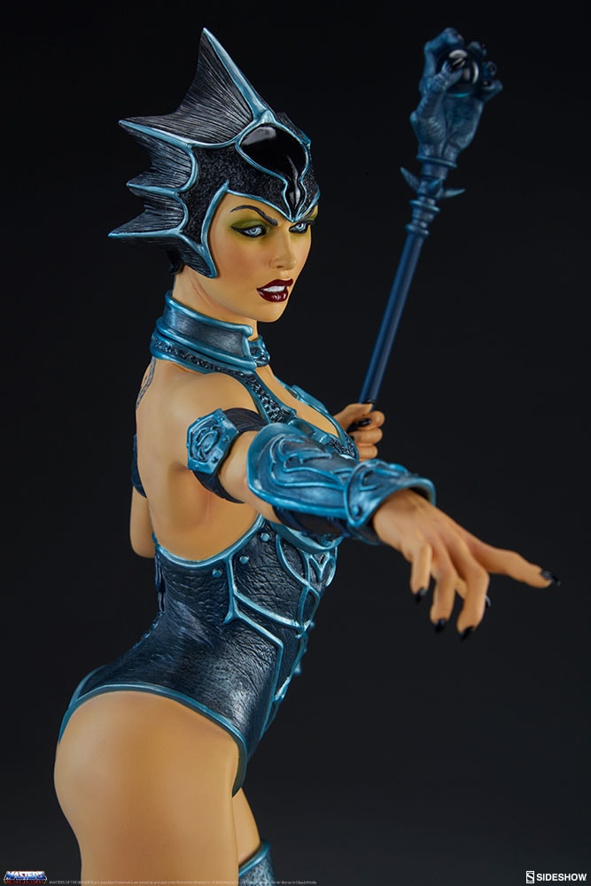 Evil-Lyn Classic Exclusive Edition View 12