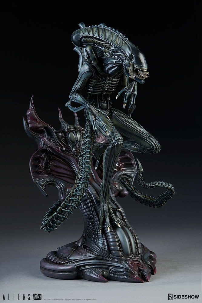 Aliens Alien Warrior Statues  View 10
