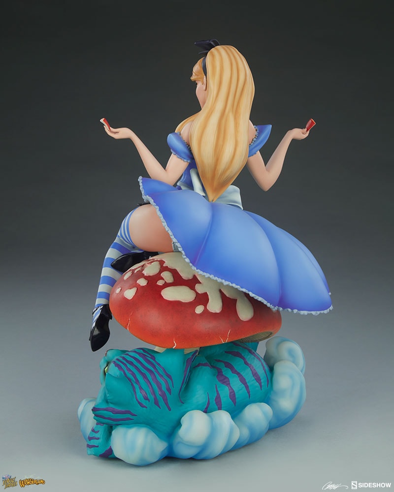 Alice in Wonderland Exclusive Edition View 29