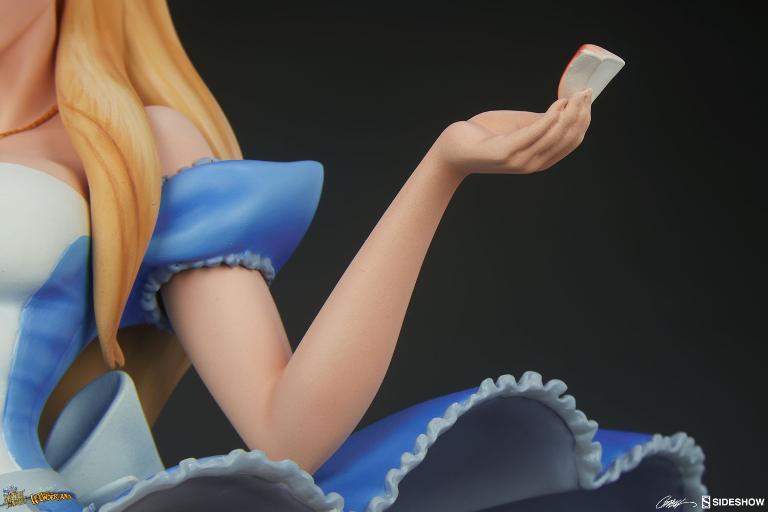 Alice in Wonderland Exclusive Edition View 18