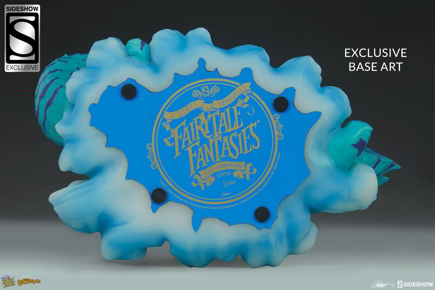 Alice in Wonderland Exclusive Edition View 3
