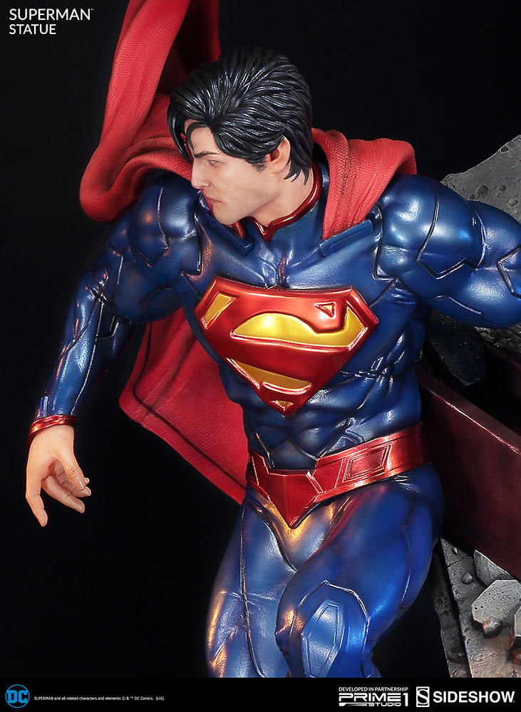DC Comics Superman Polystone Statue  Collector Edition (Prototype Shown) View 10
