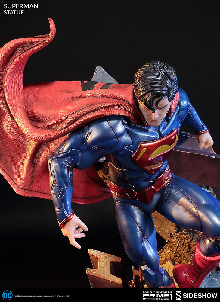 DC Comics Superman Polystone Statue  Collector Edition (Prototype Shown) View 12