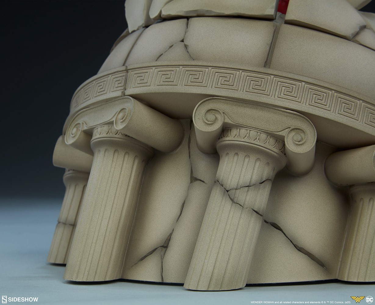 Wonder Woman Collector Edition View 6