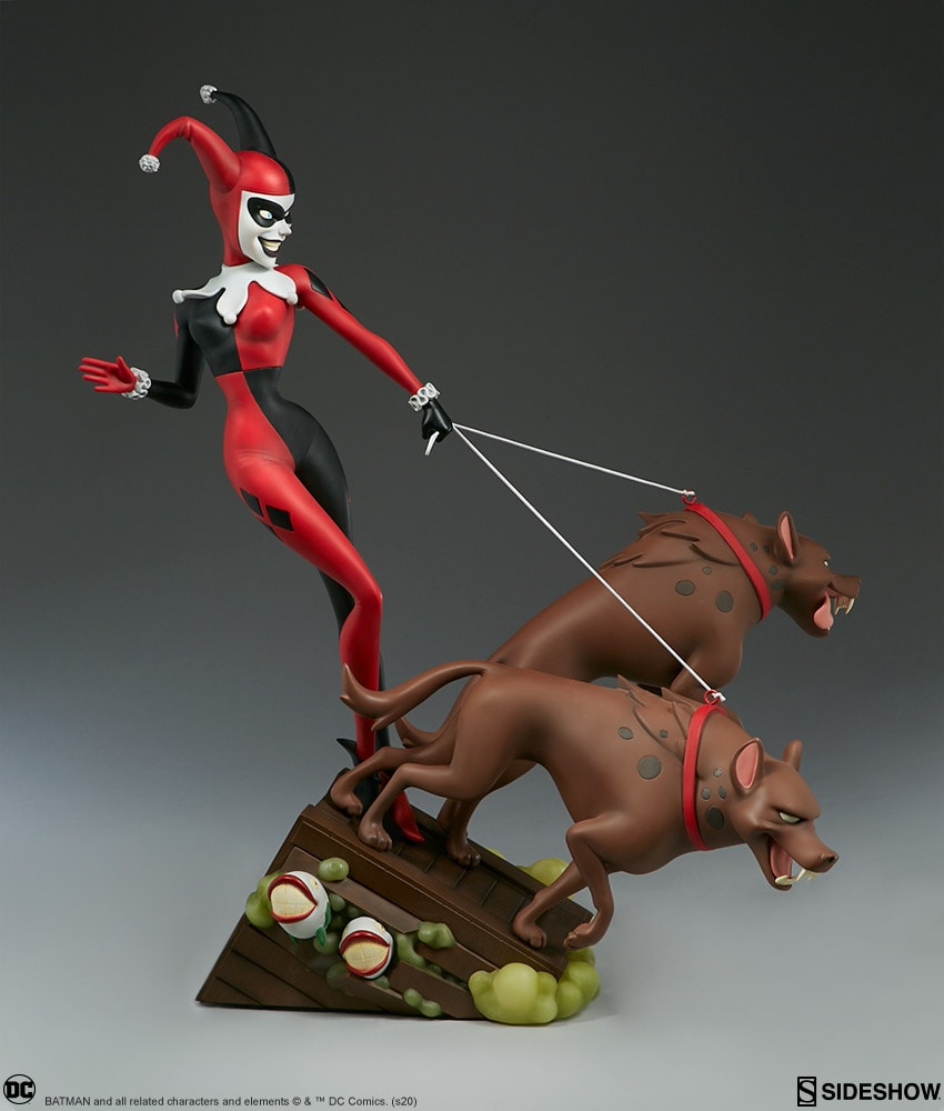 Harley Quinn View 32