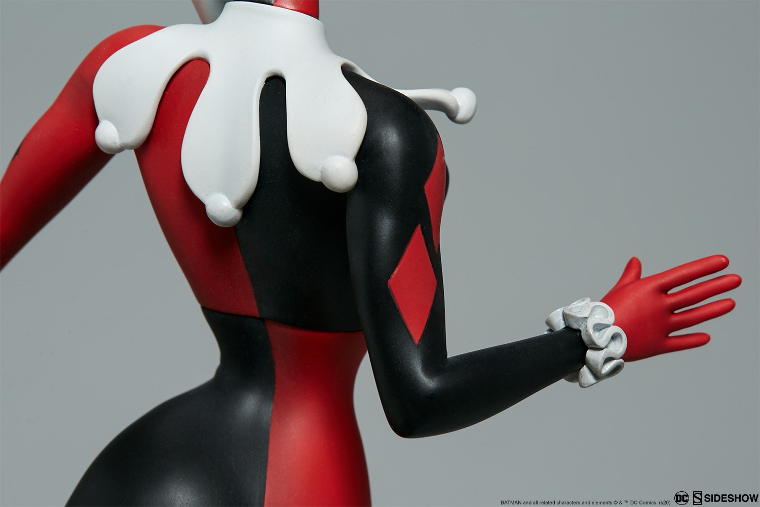 Harley Quinn View 19