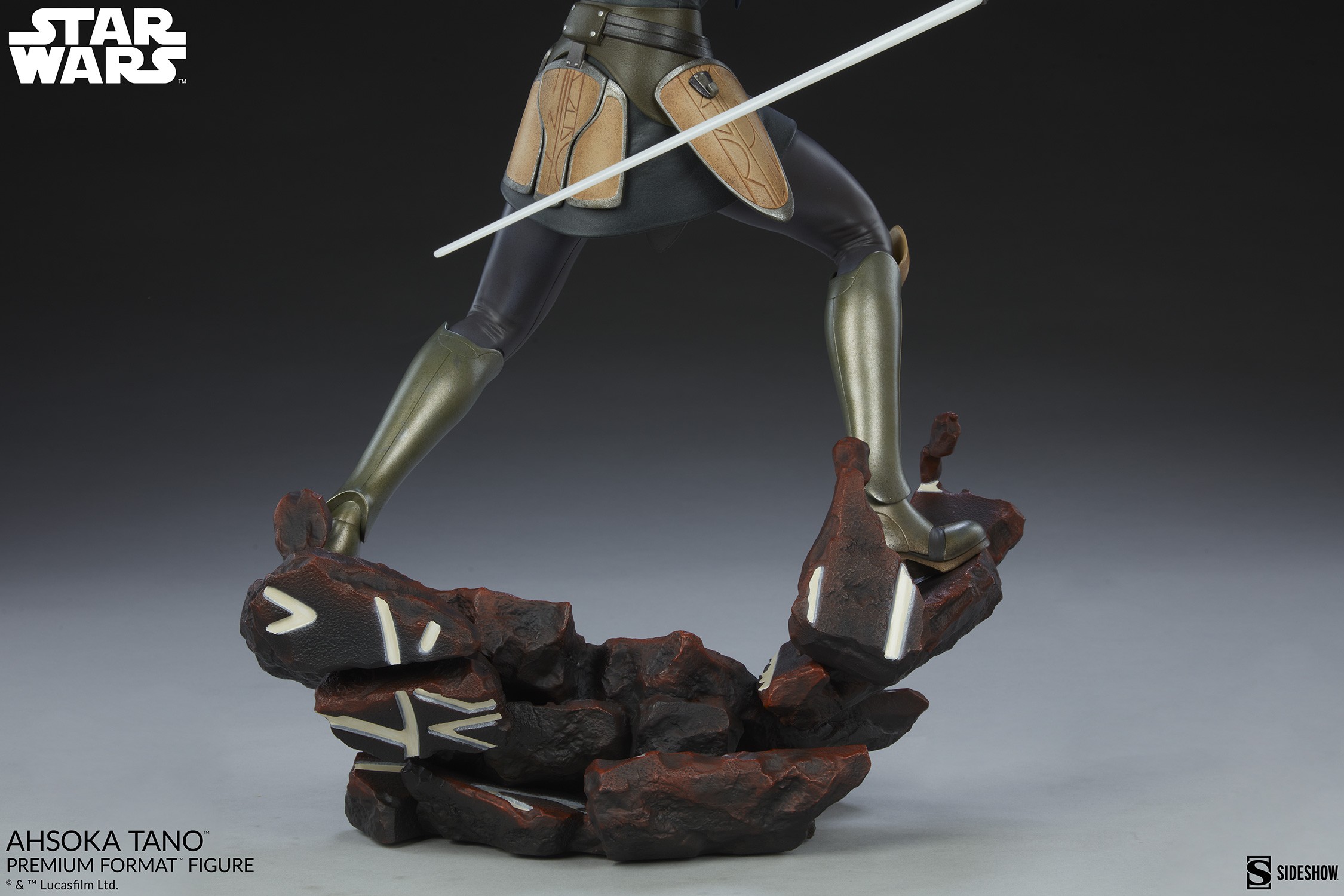 Star Wars Ahsoka Tano Premium Format™ Figure  Collector Edition View 16