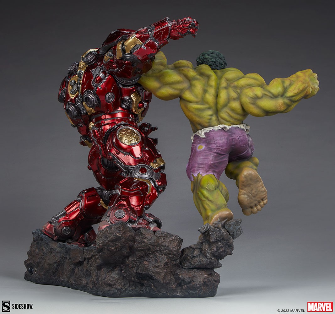 Marvel Hulk vs Hulkbuster Maquette  View 9