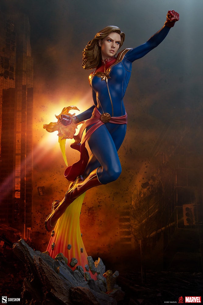 Captain Marvel Statue by Sideshow Collectibles | Sideshow Collectibles