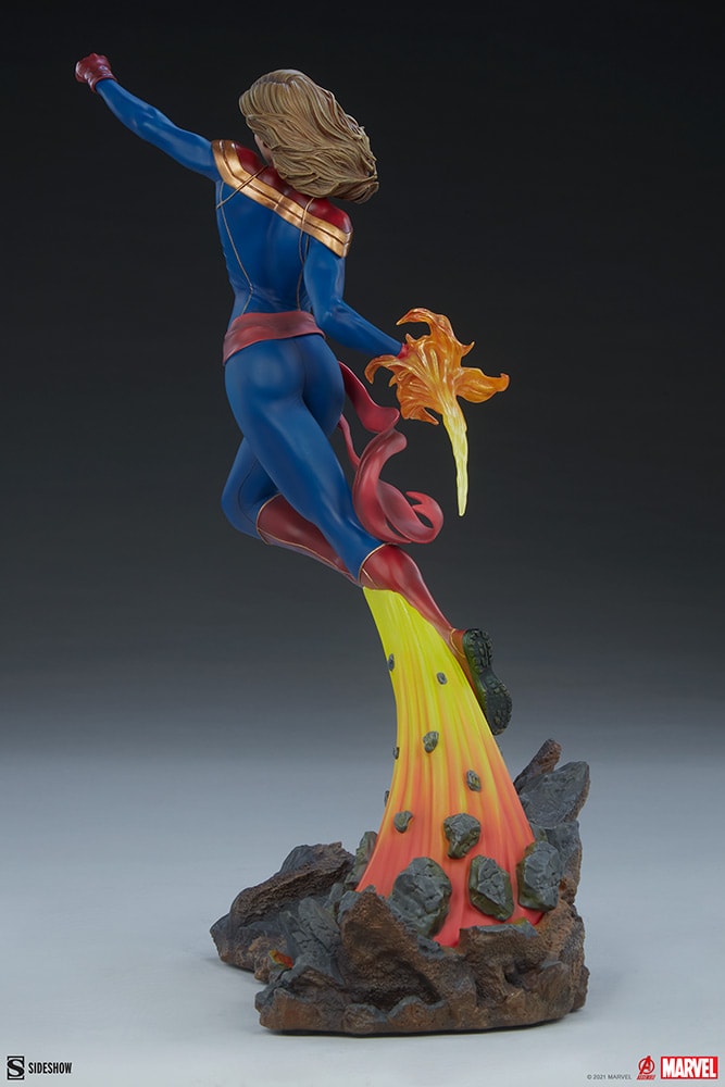 Captain Marvel Collector Edition View 20