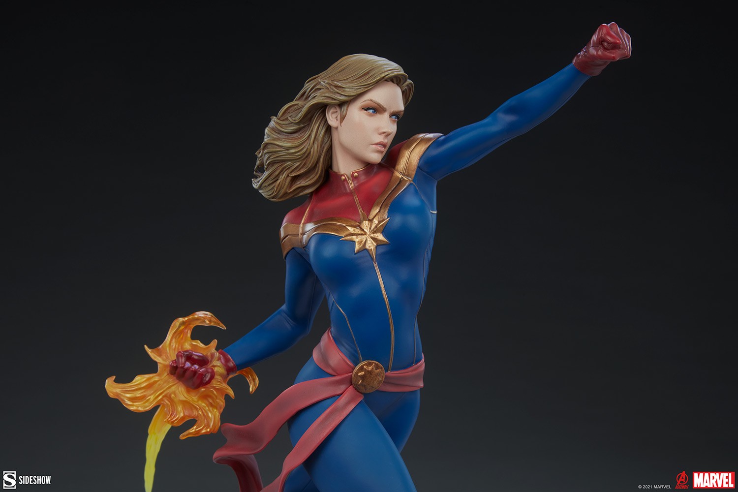 Captain Marvel Collector Edition View 15