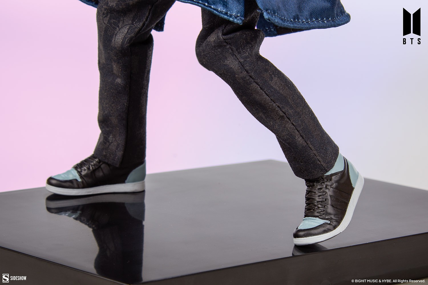 Jung Kook Deluxe- Prototype Shown