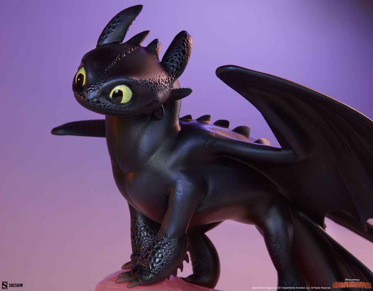 Sideshow toothless statue for cheap sale
