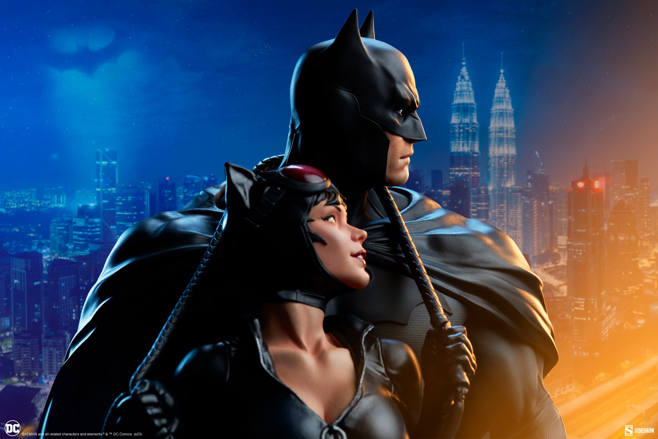 Batman and Catwoman View 5