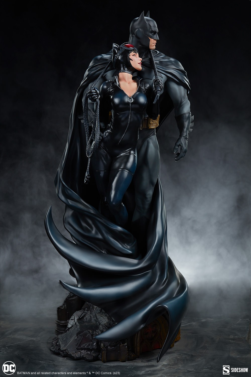 Batman and Catwoman View 8
