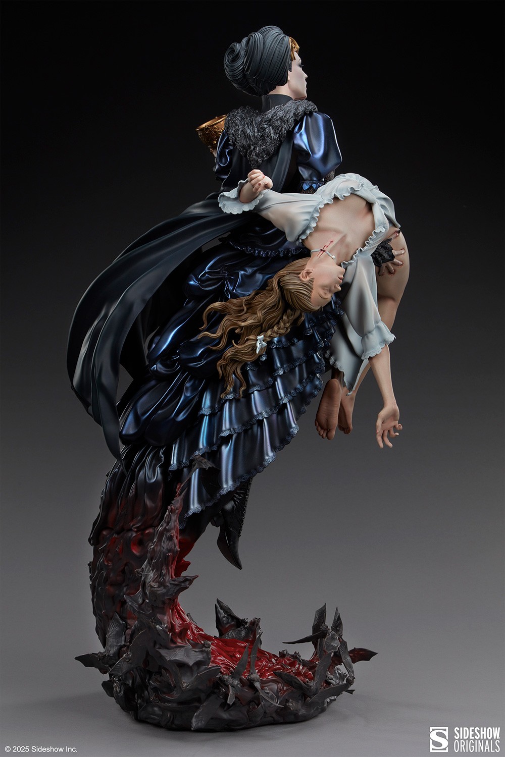 Sideshow Originals Vampire's Lust Premium Format™ Figure  (Prototype Shown) View 15