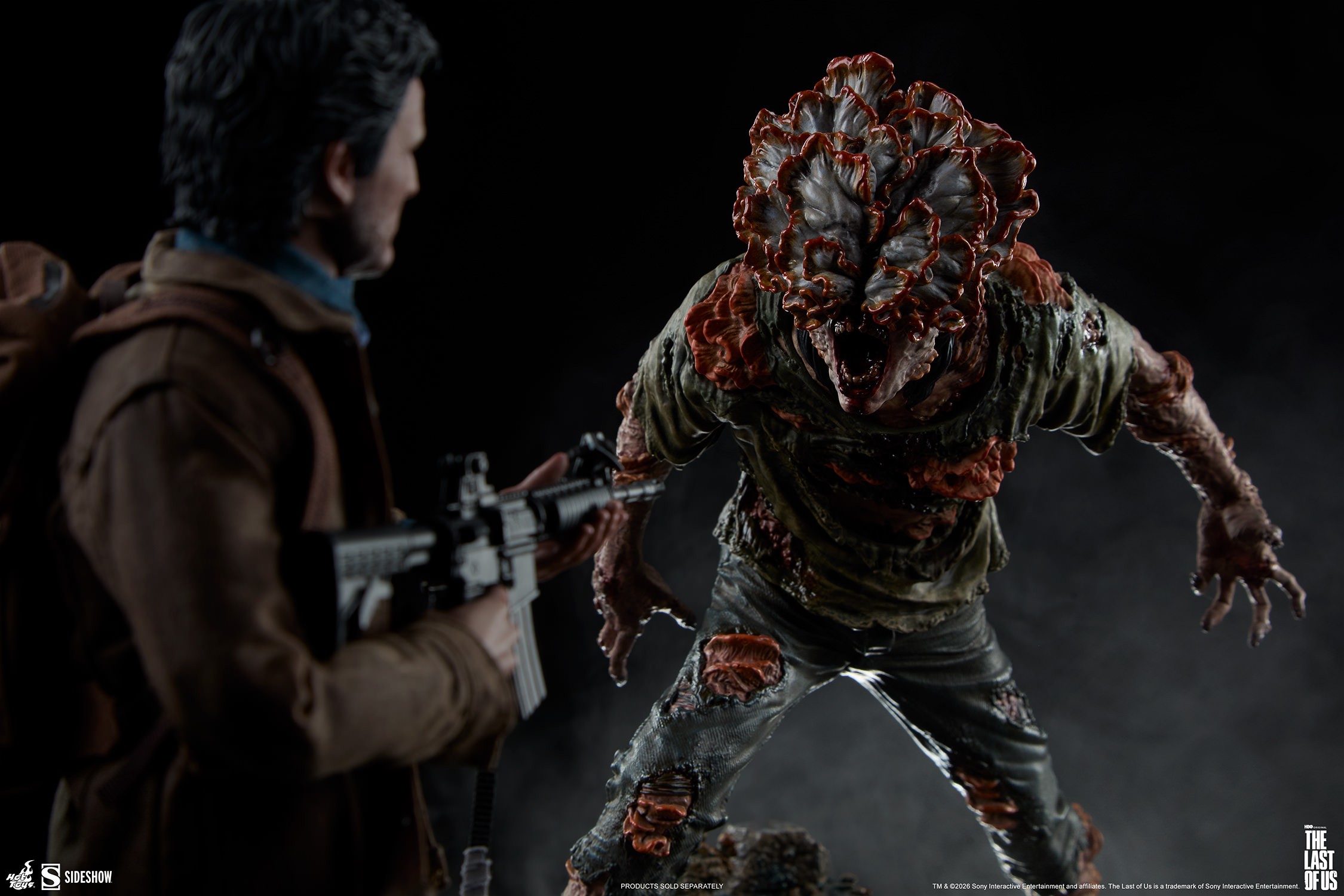 The Last of Us Clicker Statues  View 6