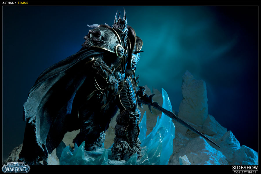 World of Warcraft Arthas Polystone Statue by Sideshow Collec