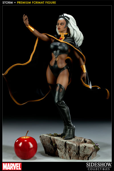 Marvel Storm Premium Format™ Figure  Collector Edition View 2