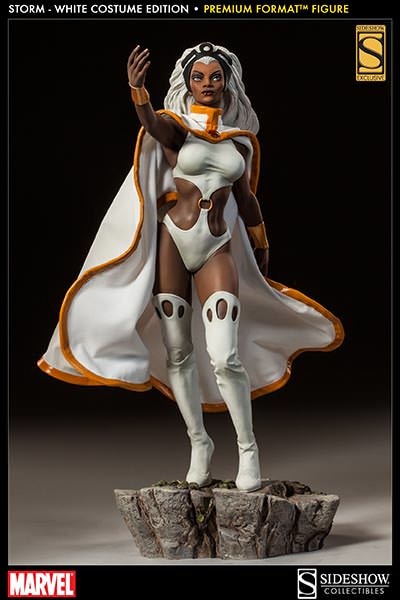 Marvel Storm Premium Format Figure by Sideshow Collectibles