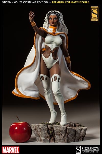 Marvel Storm Premium Format™ Figure  (Prototype Shown) View 7