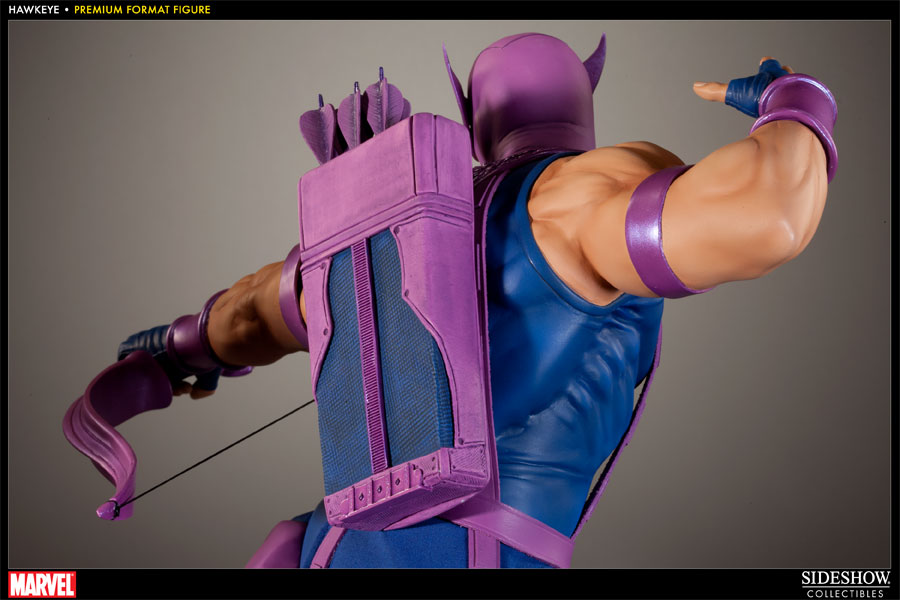 Marvel Hawkeye Premium Format™ Figure  Collector Edition View 4
