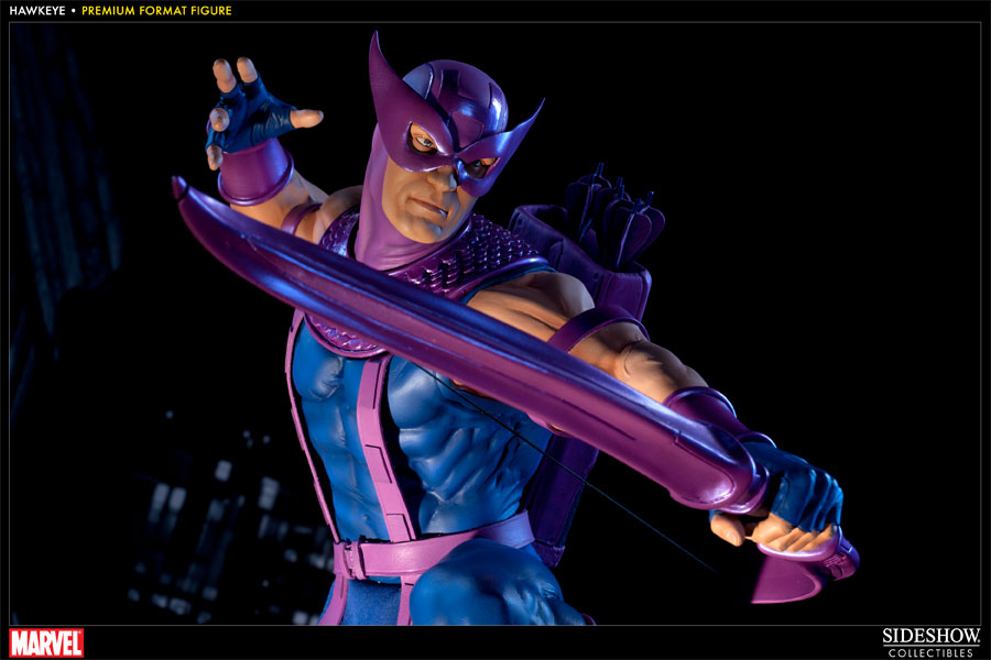 Marvel Hawkeye Premium Format™ Figure  Collector Edition View 7