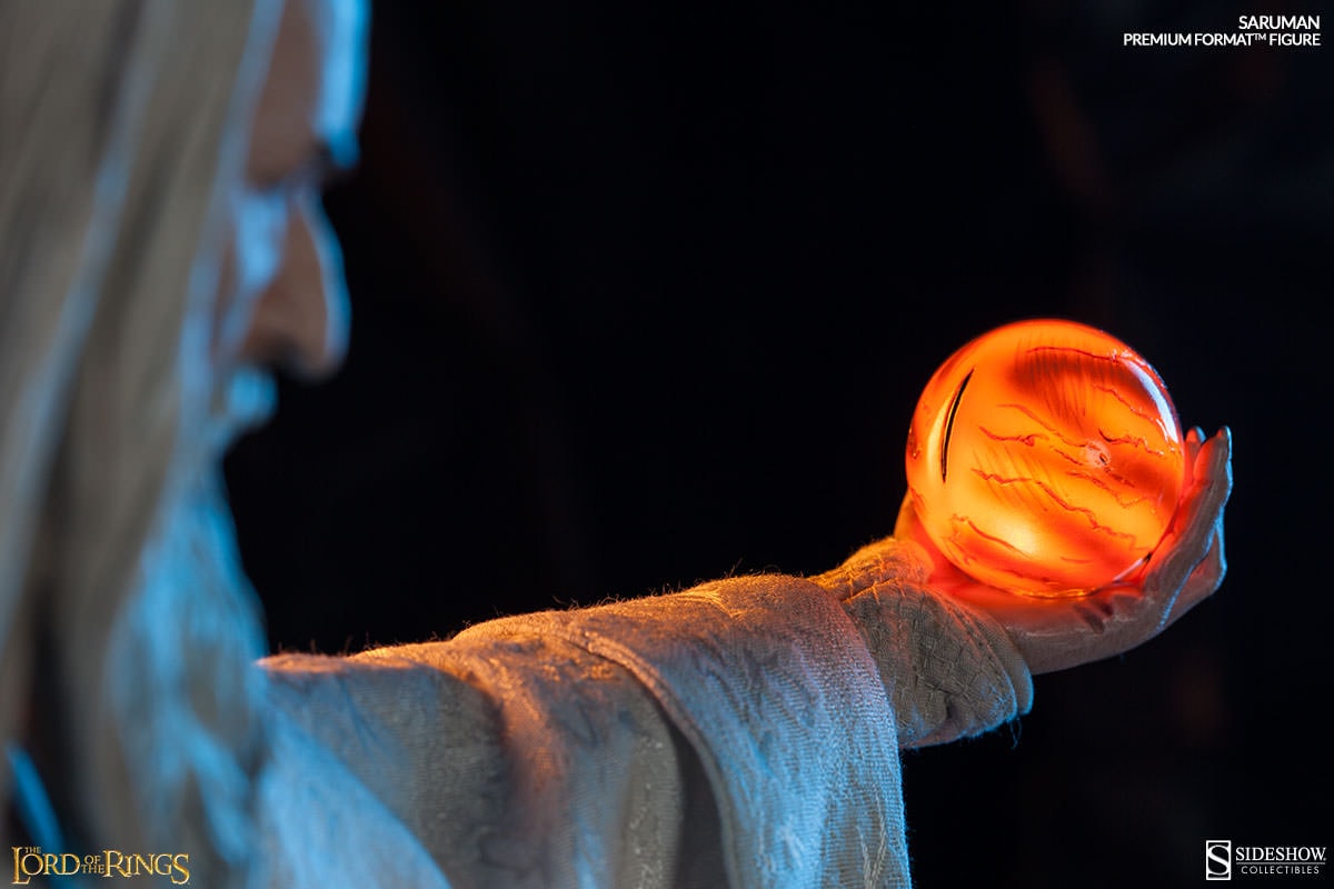 The Lord of the Rings Saruman Premium Format™ Figure  Collector Edition (Prototype Shown) View 9