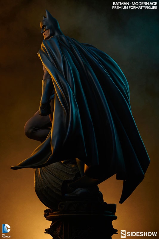 Batman - Modern Age View 3