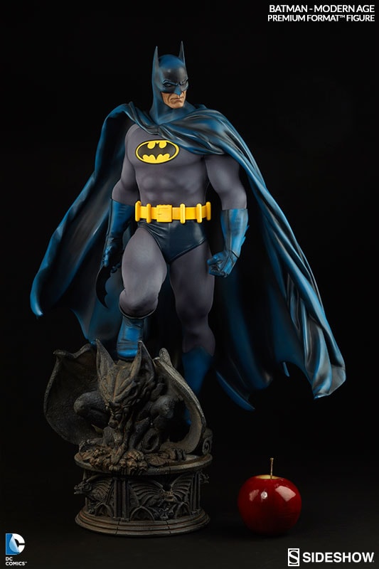 DC Comics Batman - Modern Age Premium Format(TM) Figure by S | Sideshow  Collectibles