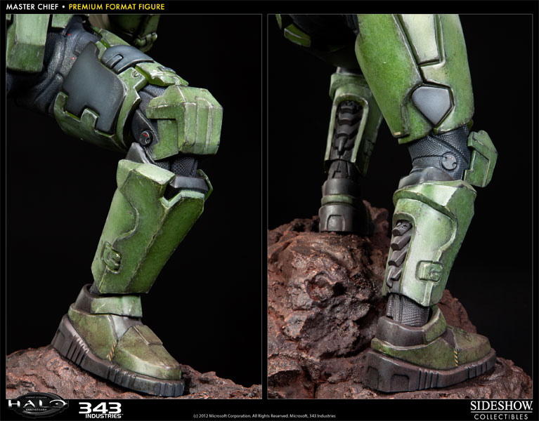 Halo Master Chief Premium Format Figure by Sideshow Collecti