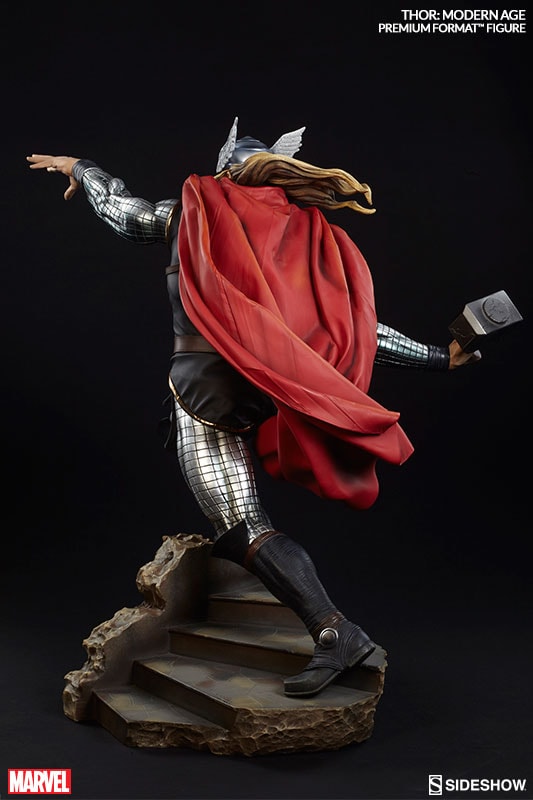 Marvel Thor Premium Format(TM) Figure by Sideshow Collectibl