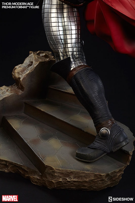 Marvel Thor Premium Format™ Figure  (Prototype Shown) View 9
