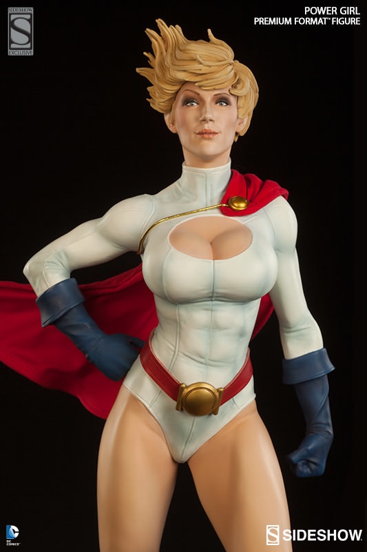 Power Girl Exclusive Edition View 2