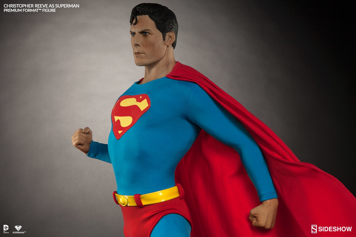 DC Comics Superman Premium Format™ Figure  Collector Edition View 7