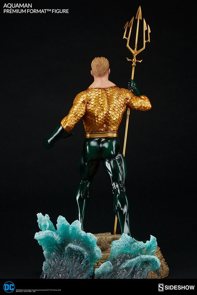 DC Comics Aquaman Premium Format™ Figure  Collector Edition View 6