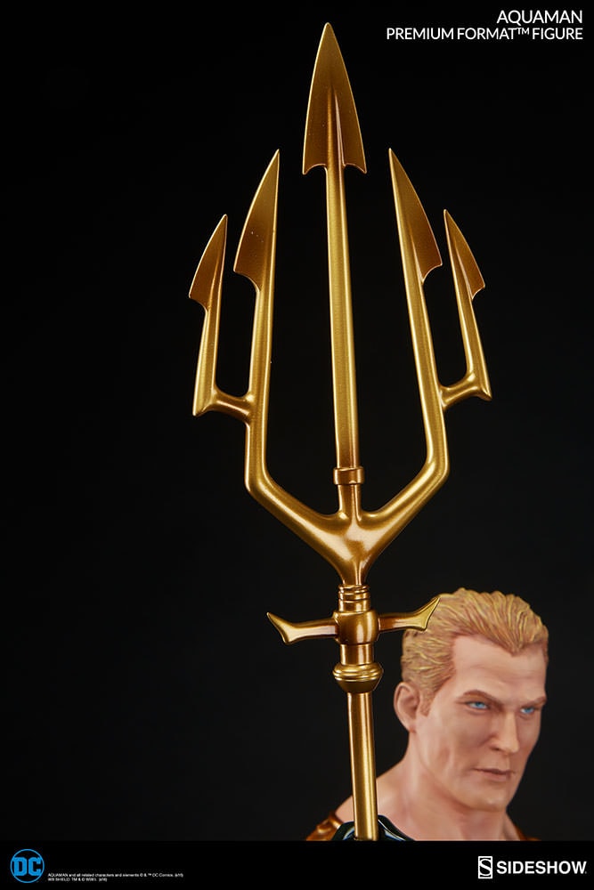 DC Comics Aquaman Premium Format™ Figure  Collector Edition View 11