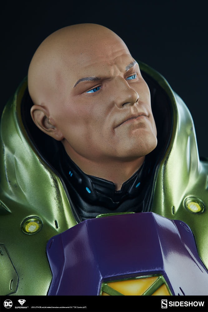 Lex Luthor - Power Suit Collector Edition View 10