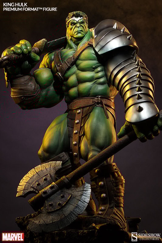 Marvel King Hulk Premium Format™ Figure  Exclusive Edition View 2