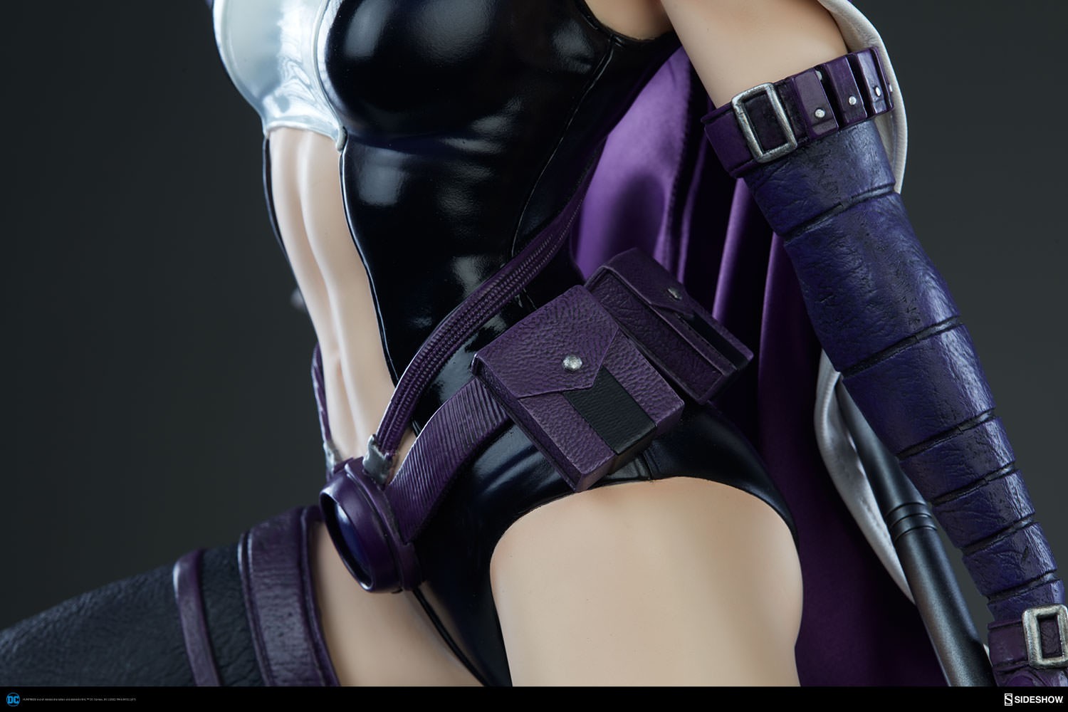 Huntress Exclusive Edition (Prototype Shown) View 18