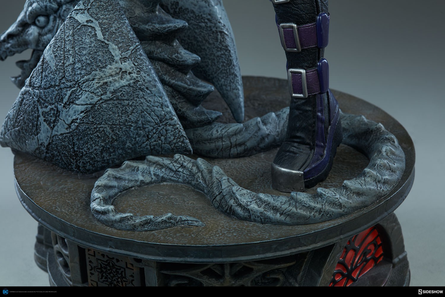 Huntress Collector Edition (Prototype Shown) View 10