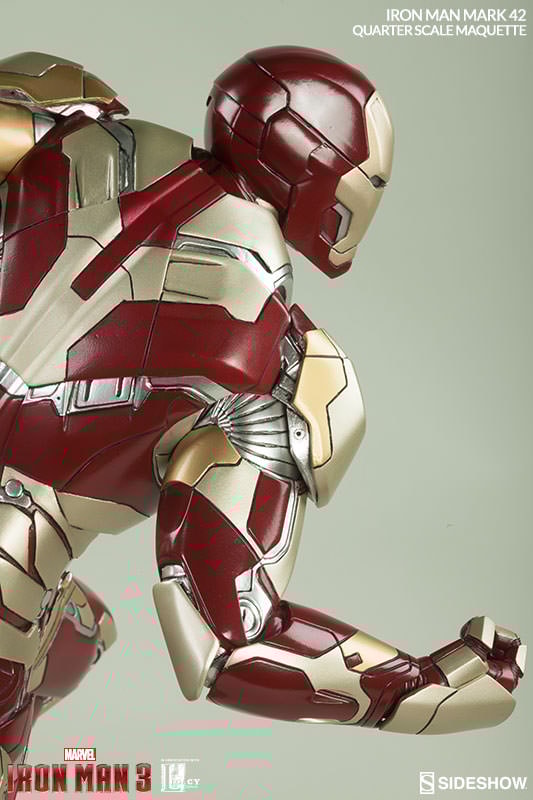 Marvel Iron Man Mark 42 Quarter Scale Maquette by Sideshow C