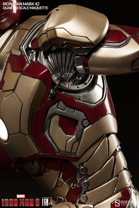 Marvel Iron Man Mark 42 Quarter Scale Maquette by Sideshow C