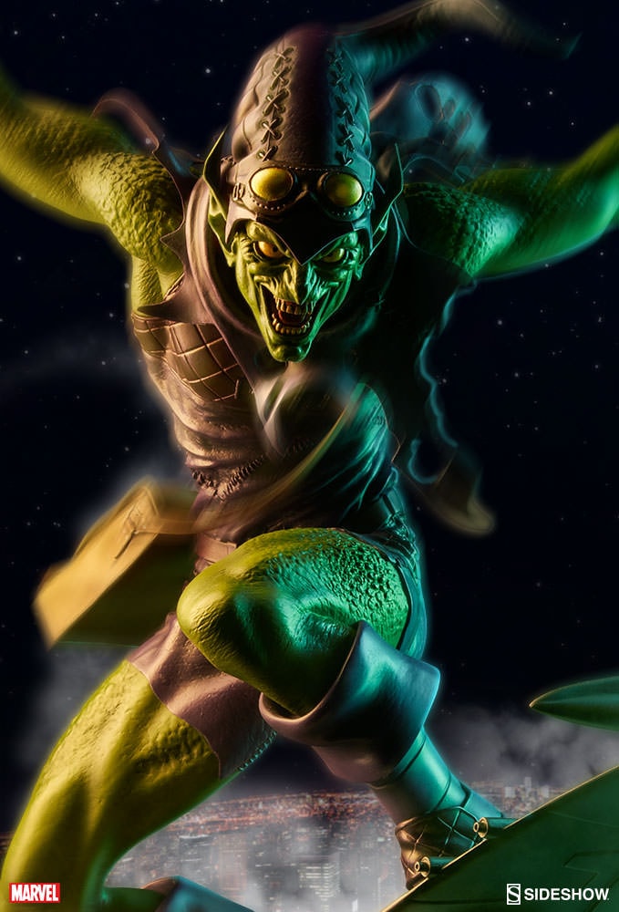 Marvel Green Goblin Premium Format™ Figure  View 19