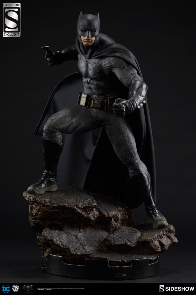 Batman Exclusive Edition View 3