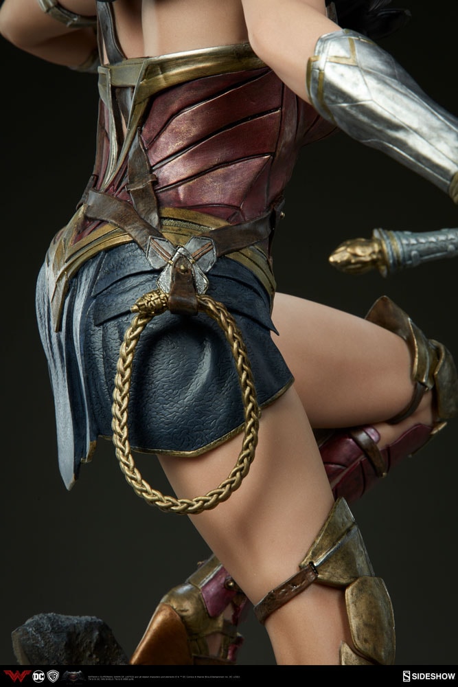 Wonder Woman Collector Edition View 11