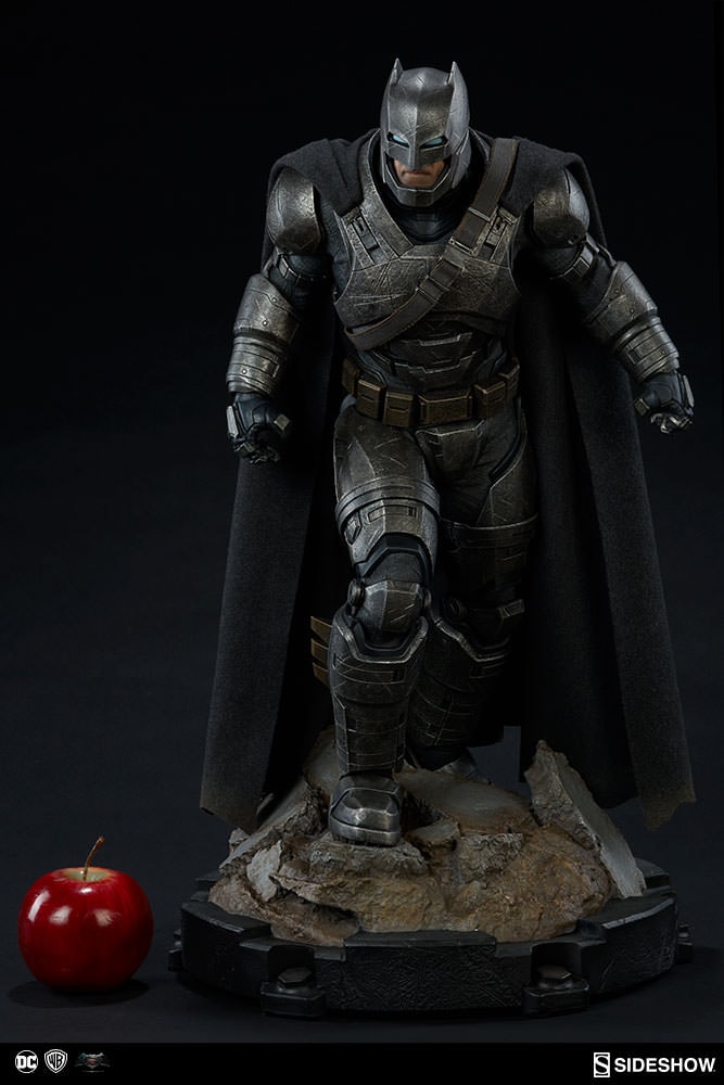 Armored Batman Collector Edition View 3